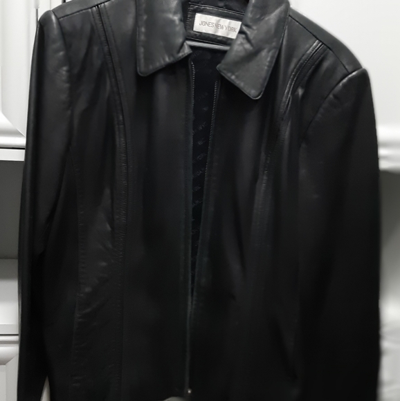 Jacket - Picture 5 of 7